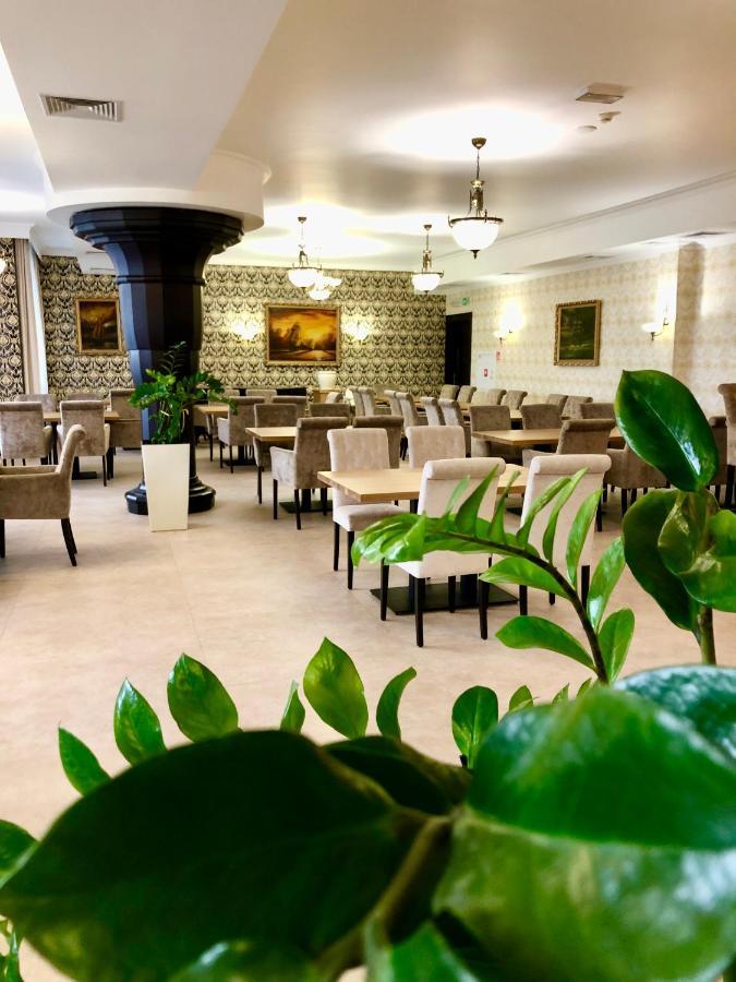 Hotel Victoria Bolszewo Ngoại thất bức ảnh