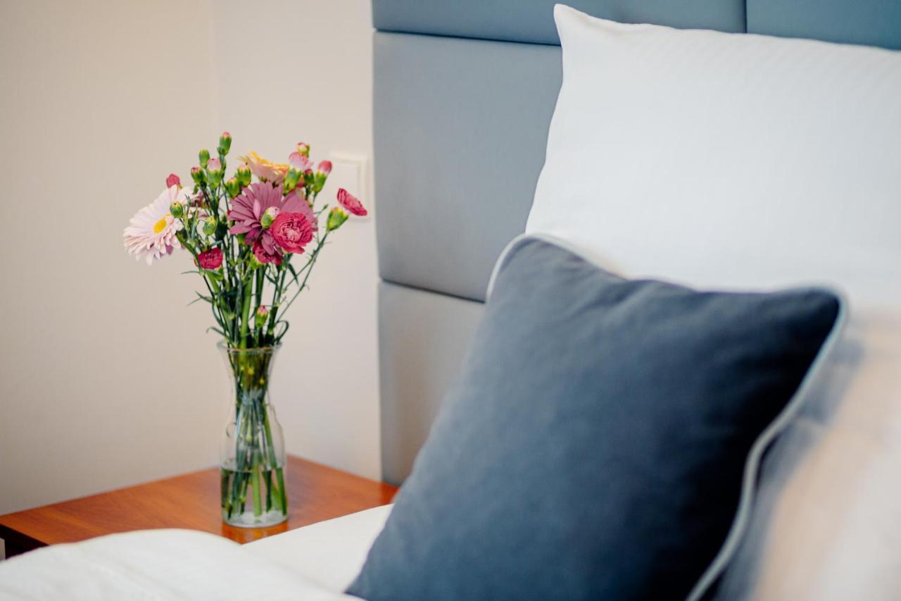 Hotel Victoria Bolszewo Ngoại thất bức ảnh
