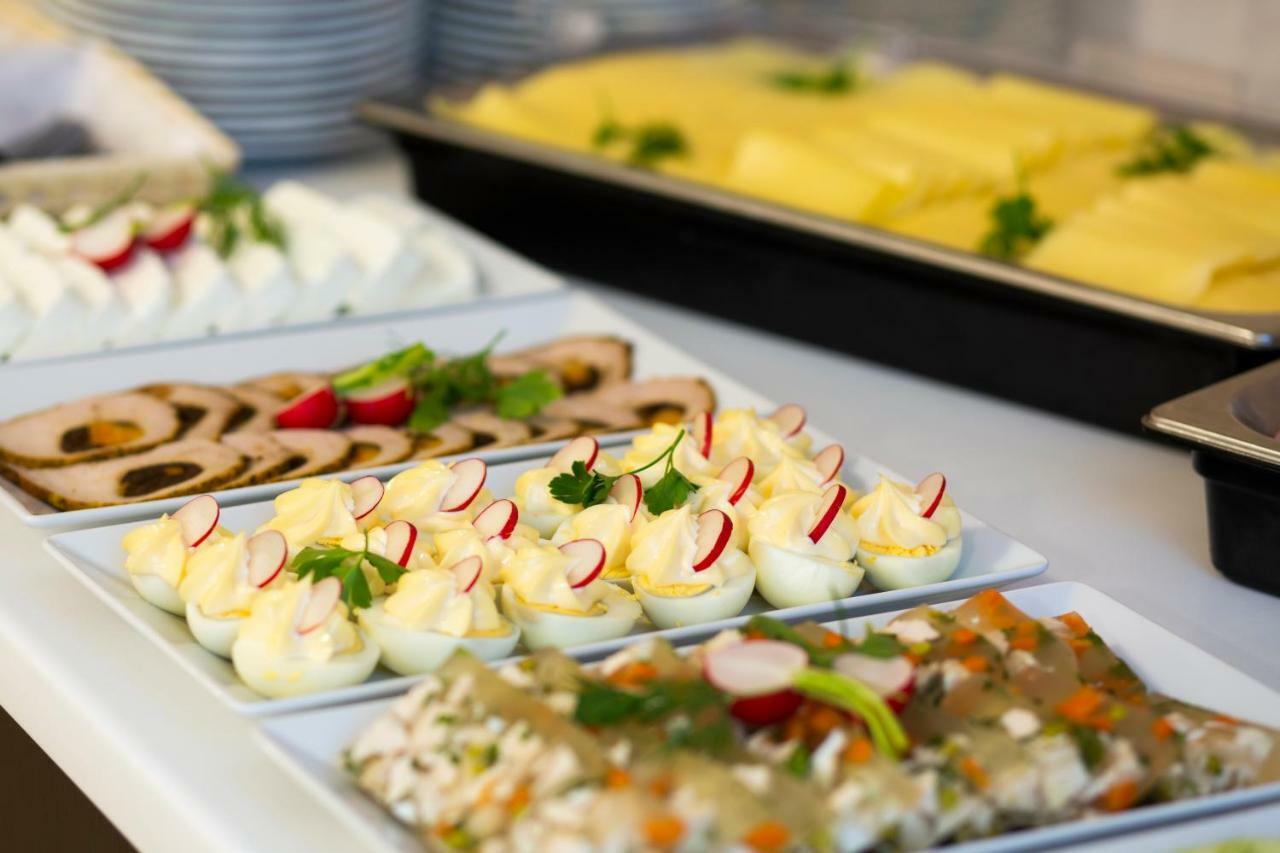 Hotel Victoria Bolszewo Ngoại thất bức ảnh