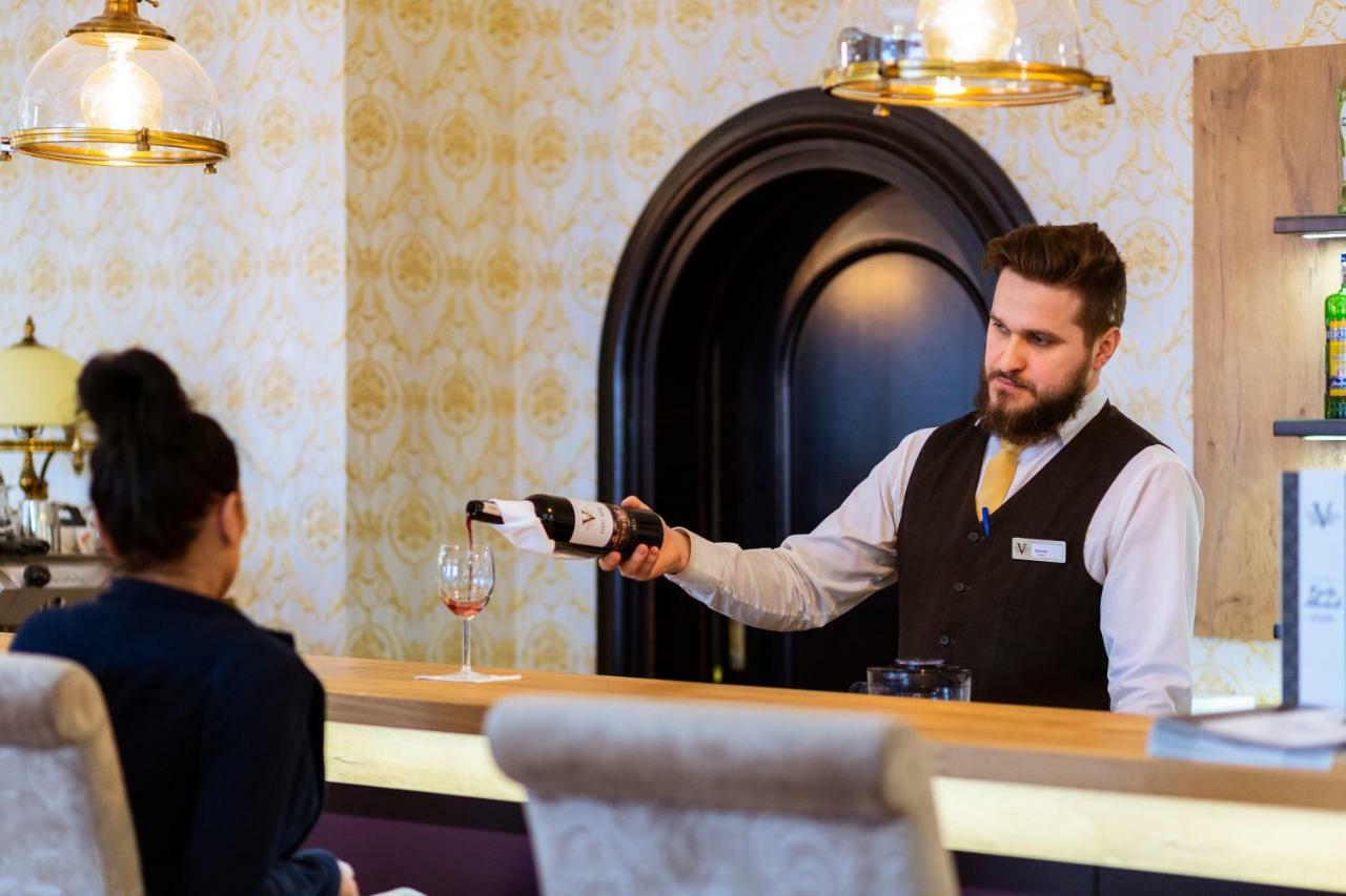 Hotel Victoria Bolszewo Ngoại thất bức ảnh