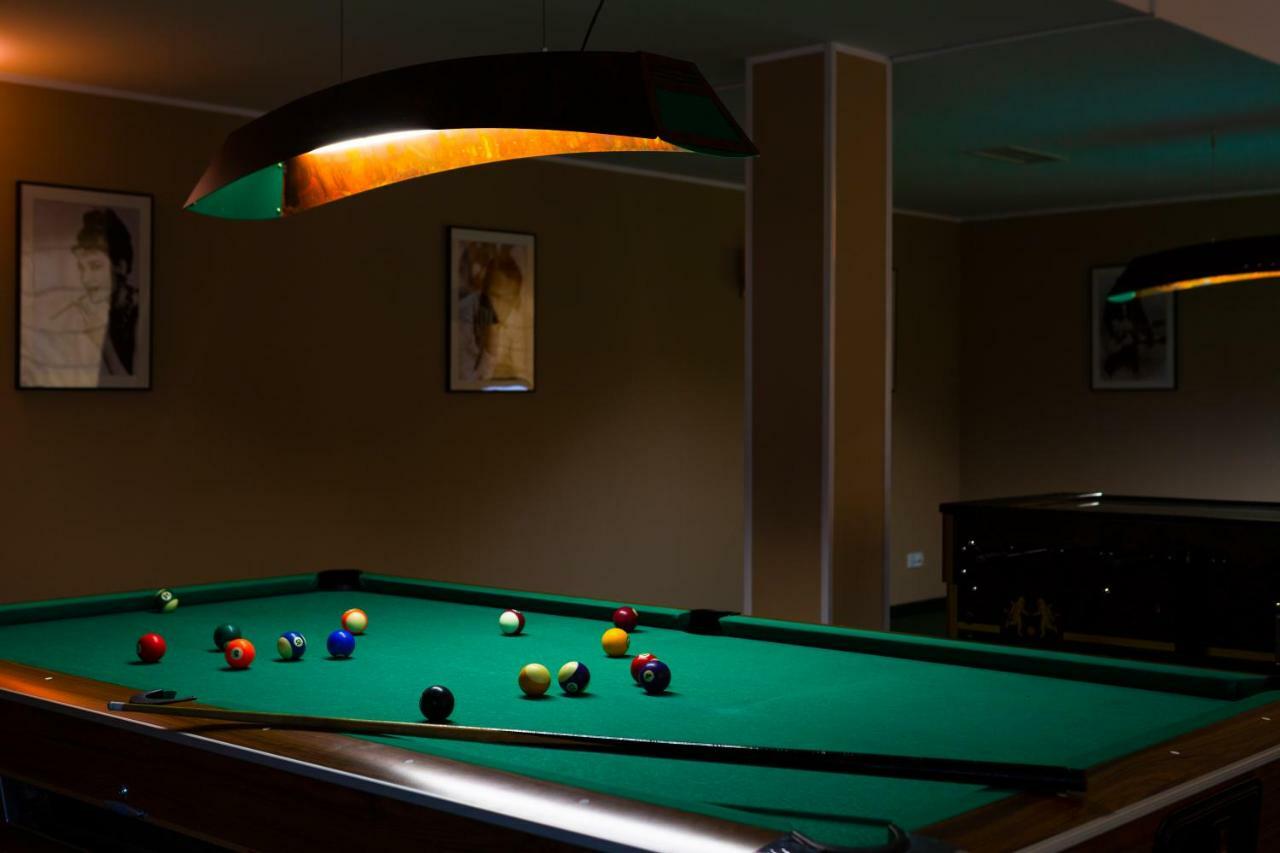 Hotel Victoria Bolszewo Ngoại thất bức ảnh