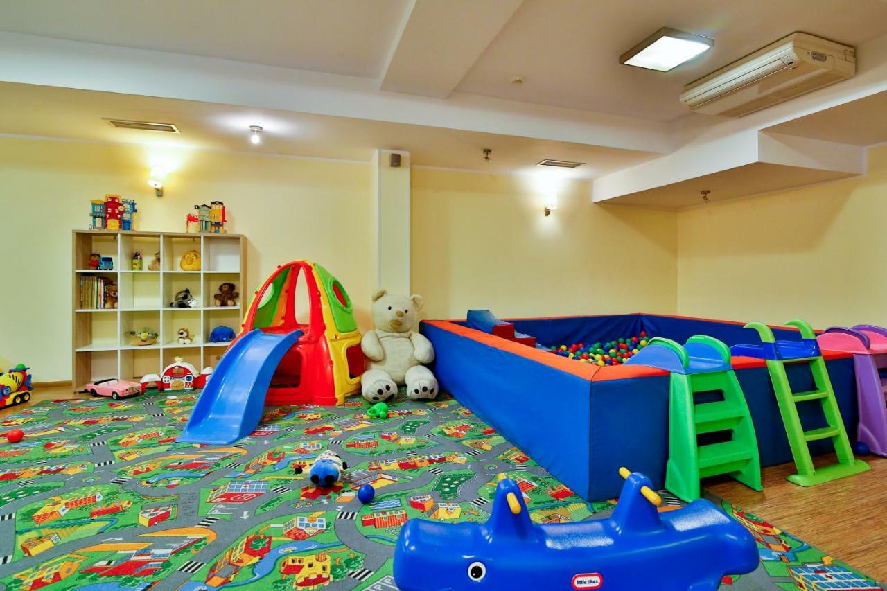 Hotel Victoria Bolszewo Ngoại thất bức ảnh