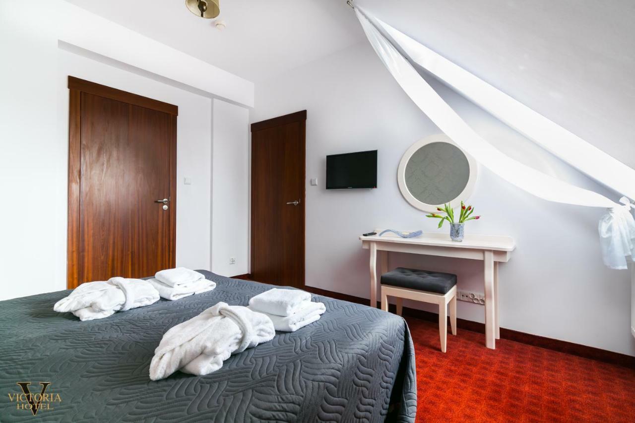 Hotel Victoria Bolszewo Ngoại thất bức ảnh